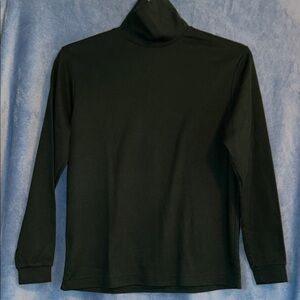 LL Bean Women’s Classic Green Turtleneck